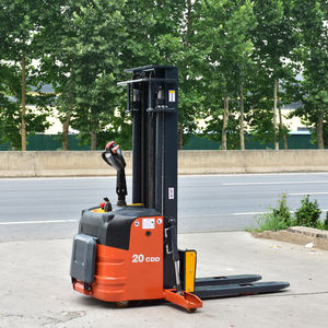 Beiqiang CDD10 2 tonnes grue gerbeur électrique batterie au plomb AWD 4.5 mètres de haut avec pattes latérales - Product Image 5