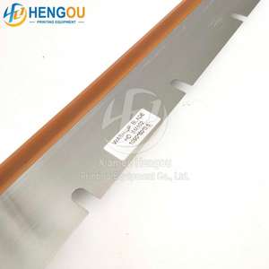 Lama 41.010.180 per macchine da stampa SM102 in poliuretano SM102 pezzi di ricambio 1090x60x0,5mm - Product Image 4