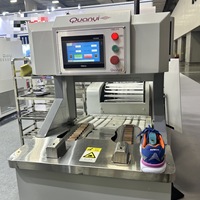Machine de déplissage de semelles semi-automatique à induction Quanyi, moteur haute efficacité 4,5 kW 380 V pour chaussures de sport