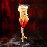 Shaker à cocktail en verre de luxe fait à la main, verre à cocktail fantaisie à longs pieds amusant, verre à mélanger pour votre bar à domicile