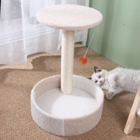 Arbre à chat classique en sisal personnalisable en gros, nouveau griffoir pour chat avec plateau inférieur et tunnel pour chats