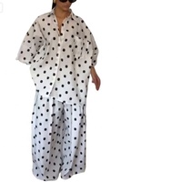 Ensemble deux pièces ample à pois pour femme avec chemise à revers et manches chauve-souris, pantalon large, ensemble décontracté de couleur unie assorti, vente en gros