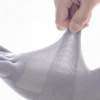 Cinq doigts Tube court chaussettes de sport décontractées pur coton respirant sueur absorbant odeur preuve anti-dérapant orteil fendu conception bas