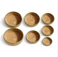 Ensemble de 7 paniers ronds emboîtables tressés à la main en jonc de mer naturel avec bord coloré, organisateur tressé, panier cadeau, panier en corde de coton