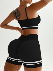 カスタムロゴレディースVウエストスクランチバットショーツ + ブラ2個ヨガセットジムフィットネスセットアクティブウェアワークアウトランニングウェアスポーツウェア - Product Image 3