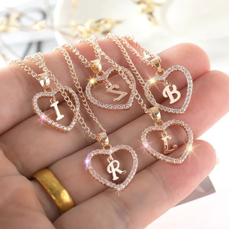 Amazon hot sales Crystal Rhinestone initial name necklace 26 letters zircon heart necklace jewelry diamond pendant necklace