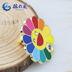 Oferta Especial: Broche Personalizado de Metal con Logotipo de Club León, Diseño Girasol, Bañado en Oro, Esmalte Duro 3D para Insignia - Product Image 4