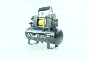 Pompe à pneu portable <span class=keywords><strong>avec</strong></span> <span class=keywords><strong>réservoir</strong></span> d'air Gonfleur de pneu en métal DC <span class=keywords><strong>12</strong></span> <span class=keywords><strong>volts</strong></span> <span class=keywords><strong>Compresseur</strong></span> d'air de voiture pour camion - Product Image 2