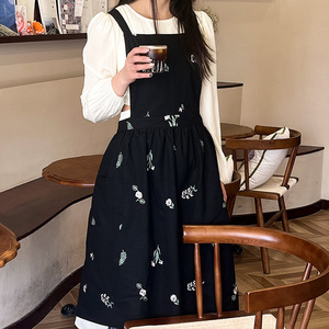 Embroidered Apron Women Cotton Linen Floral Pattern Water Repellent Stain Resistant Kitchen Workwear Daily Use Four Seasons - Product Image 2