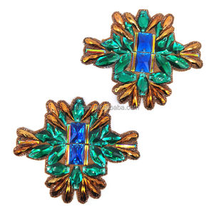 Conceptions personnalisées en stock pièces strass repassage appliques strass cristal appliques pour carnaval Costumes artisanat - Product Image 2