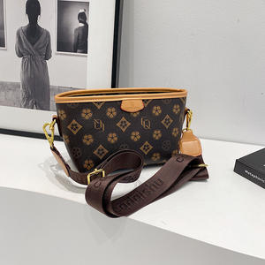 Bolsos de Diseñador Louis Versión 2025, Colores Surtidos, Bolso Tipo Cubo Plegable con Dos Asas y Cierre de Cremallera - Product Image 2