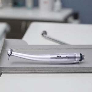 어린이용 미니 고속 치과 핸드피스 바늘 제거 푸시 타입 전기 터빈 금속 스틸 CE 인증 클래스 II - Product Image 6