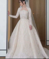 Robe de mariée S0727Y 2026 moderne, longue, coupe trapèze, grande taille, en dentelle, avec taille naturelle et col carré à manches longues