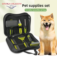 Kit de toilettage pour animaux de compagnie compact 8-en-1 de haute qualité, avec brosse à poils doux, ensemble de nettoyage quotidien, peigne à épiler, brosse de bain