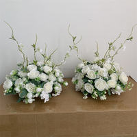 B1515 Décoration de table de mariage, fleurs artisanales en soie, petites boules de fleurs, centre de table de mariage, arrangements floraux, boule de roses blanches