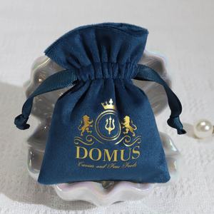 Custom Logo Bedrukt Klein Fluwelen Cadeau Sieradentas Zacht Flanellen Parfum Lippenstift Cosmetische Stof Verpakking Fluwelen Zakje - Product Image 4