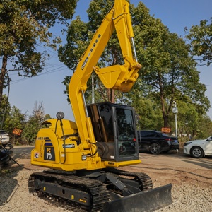 รถขุดตีนตะขาบ Komatsu PC56 มือสอง 7 ตัน รุ่นปี 2022 เครื่องยนต์ มอเตอร์ แบริ่ง ปั๊ม คุณภาพดี เครื่องจักรกลหนัก ของแท้รับรองคุณภาพ - Product Image 1