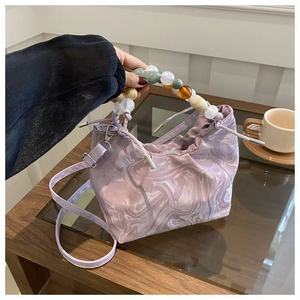 Bolso de cuero de doble cara con asa de cuentas correa cruzada desmontable para mujer - Product Image 4