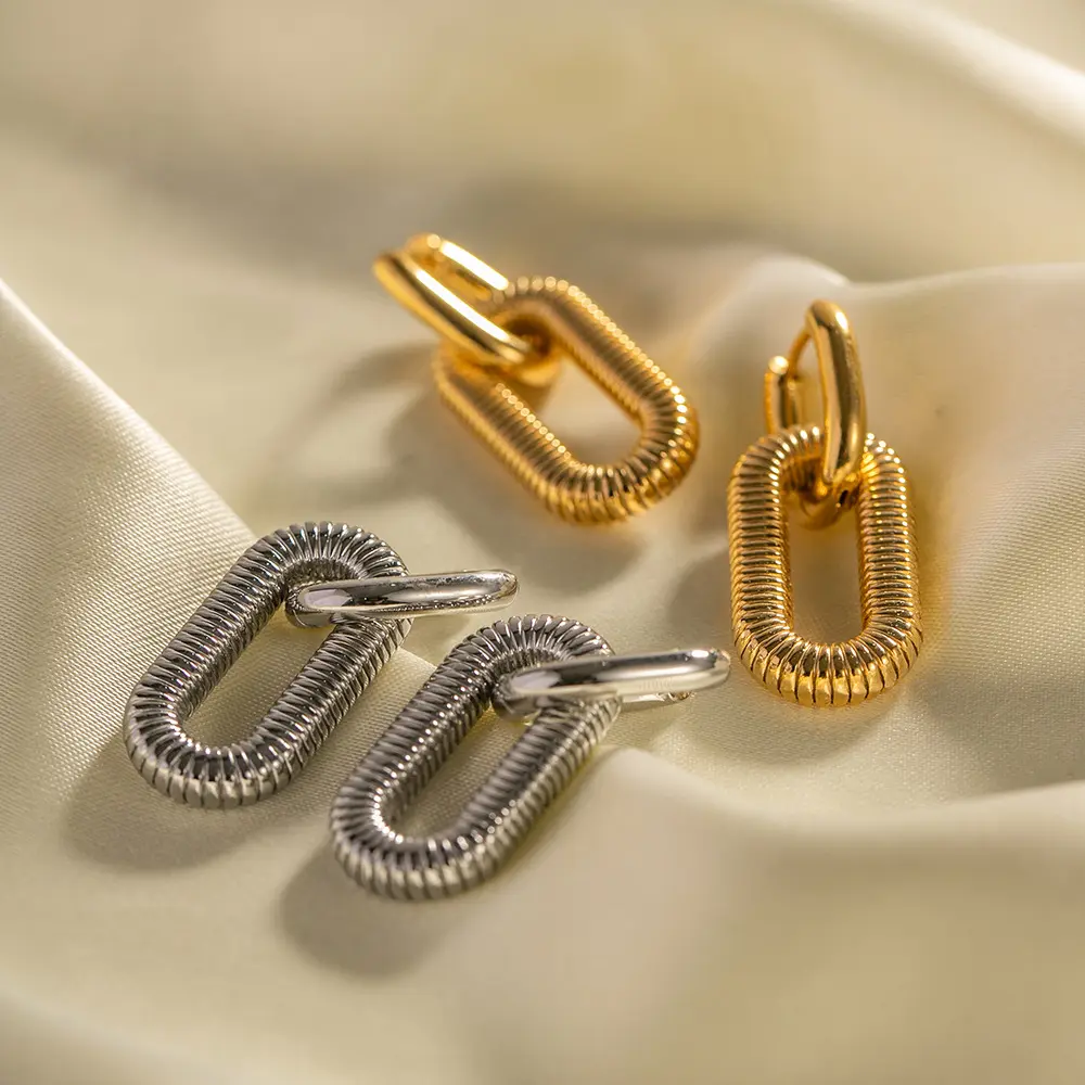 यूरोप और संयुक्त राज्य अमेरिका आईएनएस नई अतिरंजित 18K सोना चढ़ाया स्टेनलेस स्टील चेन कान की बाली गहने प्रवृत्ति फैशन कान की बाली