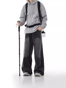 Jeans <span class=keywords><strong>Intrados</strong></span> pour hommes, coupe skinny, denim à surface intérieure incurvée, design architectural, en gros - Product Image 3