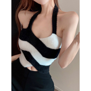 Modello 7547 Camicetta Corta Aderente da Donna/Ragazza con Strisce in Peluche e Inserti, Ideale per la Vendita all'Ingrosso - Product Image 3