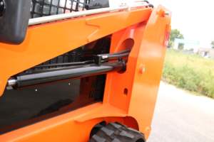 Pemuat kecil baru dengan banyak tugas, kemampuan adaptasi kuat ke medan, pintar dan efisien - Product Image 5