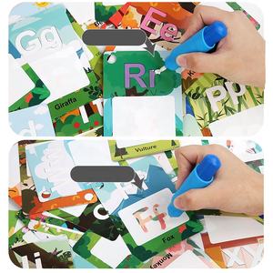 Rompecabezas Educativo para Niños, Tarjetas de Aprendizaje Cognitivo, 26 Letras Inglesas, Tarjetas de Aprendizaje de <span class=keywords><strong>Palabras</strong></span>, Juguetes de Pintura Mágica con Agua - Product Image 4