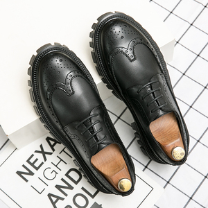 Chaussures habillées en cuir de style coréen <span class=keywords><strong>pour</strong></span> hommes chaussures de marche décontractées en cuir PU mocassins de bureau à la mode à talons hauts <span class=keywords><strong>pour</strong></span> hommes - Product Image 3