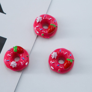 Tự làm phim hoạt hình Dâu tây kem <span class=keywords><strong>Donut</strong></span> mô phỏng thực phẩm chơi nhựa Phụ kiện cho giáng sinh bán buôn điện thoại di động vỏ dán - Product Image 4