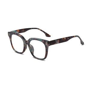 Gafas de lectura ajustables para mujer con diseño de soporte para la nariz y montura ligera - Product Image 2