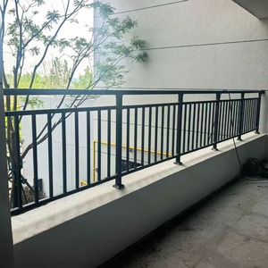 Recinzione in Ferro 5 M 2m di Altezza Design Europeo Schermo Alto Piastra per <span class=keywords><strong>Patio</strong></span> Vecchio Stile Filippino 12 Resistente ai Cani Recinzione in Ferro Suihe - Product Image 3