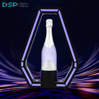 DSP Vietnam usine Minimaliste De Haute Qualité Élégant Armoire À Vin Comptoir Acrylique Présentoir À Vin Bouteille Légère Glorifier