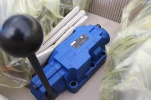 Solenoide Direccional Manual 4WMM6 4WMM10 4WMM16 4WMM22 4WMM25 - Product Image 1
