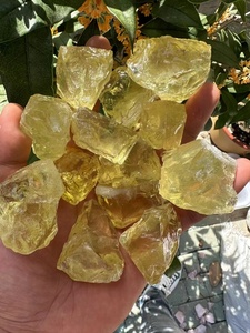 Venta al por mayor de <span class=keywords><strong>piedra</strong></span> en bruto de piedras preciosas en bruto Mineral Irregular curación cristales naturales piedras en bruto para fengshui - Product Image 6