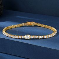 Bracelet tennis en chaîne de zircon étincelant, design géométrique luxueux, en cuivre plaqué or, bijoux de mode en gros
