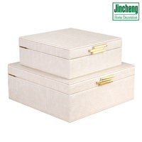 Boîtes décoratives carrées en cuir effet croco blanc crème, lot de 2, boîtes de rangement imbriquées pour la décoration et le rangement à la maison