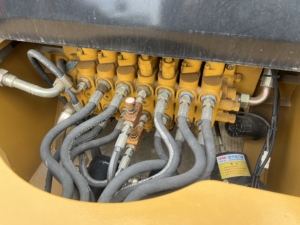 Chargeuse-pelleteuse multifonctionnelle CAT 420F d'origine japonaise, équipement de construction - Product Image 6