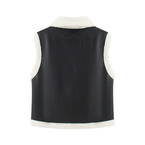 <span class=keywords><strong>Gilet</strong></span> matelassé <span class=keywords><strong>sans</strong></span> manches en peau de mouton pour <span class=keywords><strong>femme</strong></span>, modèle 2026 personnalisé, avec fermeture éclair sur le devant et bordure en fausse fourrure, veste d'extérieur chaude OEM et ODM - Product Image 2