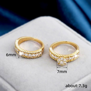 Set di Anelli per Coppie in Stile Designer, Elegante Anello Nuziale, Gioiello alla Moda per l'Indice, Regalo - Product Image 5