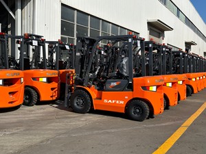 Montacargas Diésel de 10 y 12 Toneladas, Fabricado en China por SAFER, al Precio Más Bajo, con Mástil Tríplex de 6m - Product Image 5