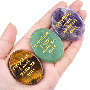 <span class=keywords><strong>Piedra</strong></span> <span class=keywords><strong>de</strong></span> Cristal Natural Grabada con Frases Inspiradoras, <span class=keywords><strong>Piedra</strong></span> <span class=keywords><strong>de</strong></span> Meditación para Aliviar el Estrés, Decoración <span class=keywords><strong>de</strong></span> Bolsillo - Product Image 3