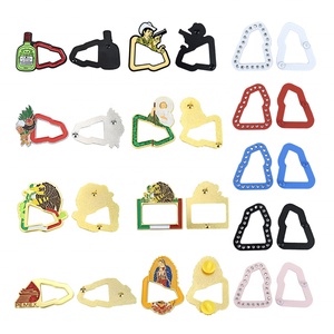 Imán personalizado único con forma de equipo, Pin esmaltado de oro rosa personalizable con diseño de sombrero mexicano, Amuletos de elfo, Sombrero con bandera - Product Image 4