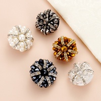 Boutons faits main en résine Gillian, perlés et cousus à la main – Simples et élégants pour manteaux, vestes, trench-coats, broches – Modèle d'origine chinoise