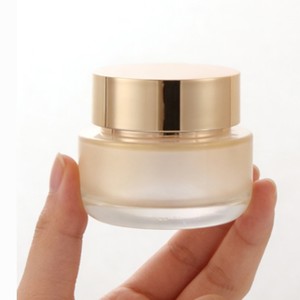 Gradient Gold Cream 50g In Glass Jar With Gold Cap Moisturizer For <b>Face</b> - Product Image 1