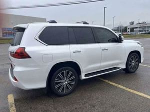 <span class=keywords><strong>Lexus</strong></span> <span class=keywords><strong>LX</strong></span> <span class=keywords><strong>570</strong></span> SUV USADO 2023 Económico - Product Image 4