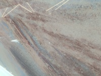 Dalles de quartzite naturel poli de qualité supérieure, fusion de marbres bleus et violets rêveux, origine Brésil