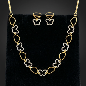 Exportateur de bijoux fantaisie Kanhai Jewels LLP, collier classique pour femmes avec un joli design de papillon en perles, plaqué à deux tons, chaîne en cuivre - Product Image 2