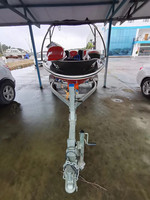 Mini bateau à moteur, jet-boat, moteur inboard, bateau rapide en fibre de verre