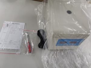 Dm0408 benchtop מהירות נמוכה 4000 סל עם רוטור זווית דיגיטלית הוביל רוטור 8*15 מ "ל 10 מ" ל * 12 מכונת צנטריפוגה מעבדה - Product Image 6