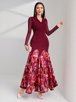 Prix d'usine, vente en gros, kaftan islamique de haute qualité pour l'été, robe de Ramadan, robe de Dubaï, abaya en satin imprimé de fleurs, robe pour femme